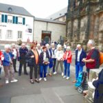 Gruppenbild vor der Porta